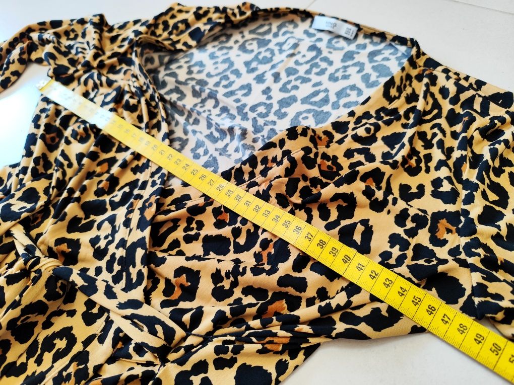 Vestido aberto de padrão leopardo - Mango (Tam. L)