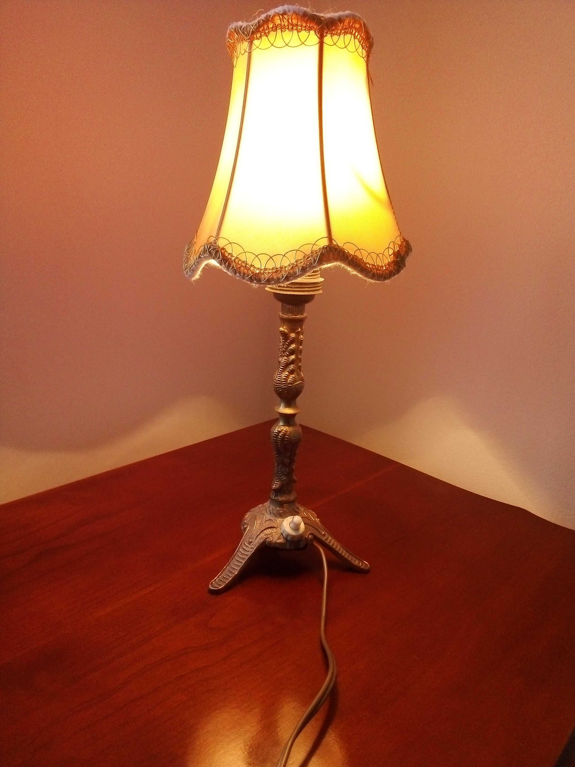 Lampa / lampka nocna mosiężna z wyłącznikiem.