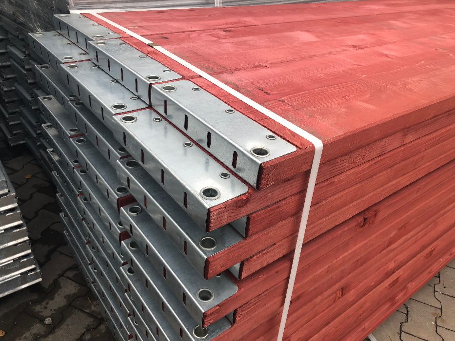 Rusztowanie Fasadowe Elewacyjne Ramowe Typ Plettac ok 100m2 NOWE SUPER