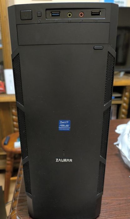 Komputer stacjonarny.. core i5.. 8 GB Ram.. polecam..