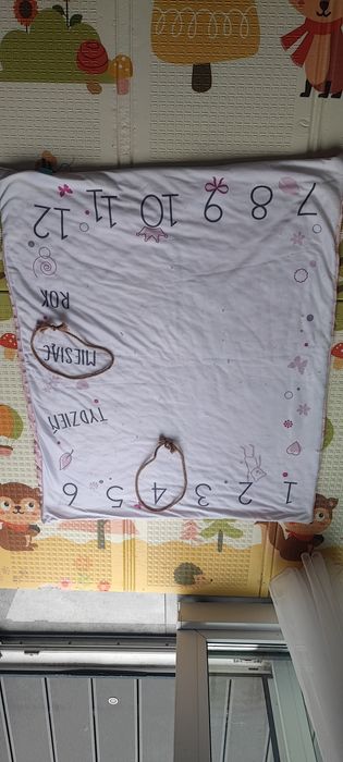 Mata/ tło do zdjęć 12 miesięcy dzidziusia