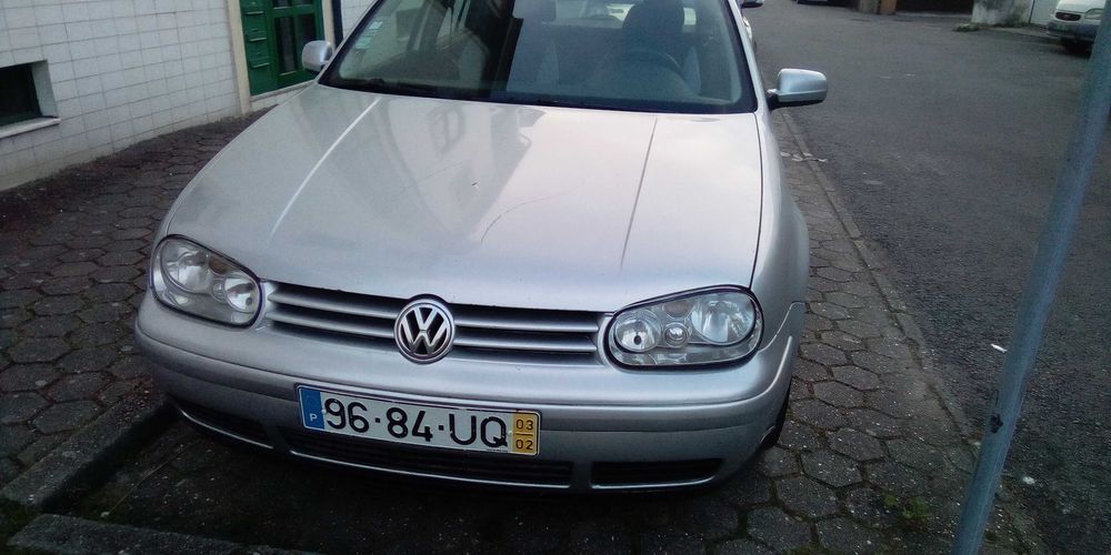 Vendo Golf 4 tdi 1.9,2003 ,..110 vcs