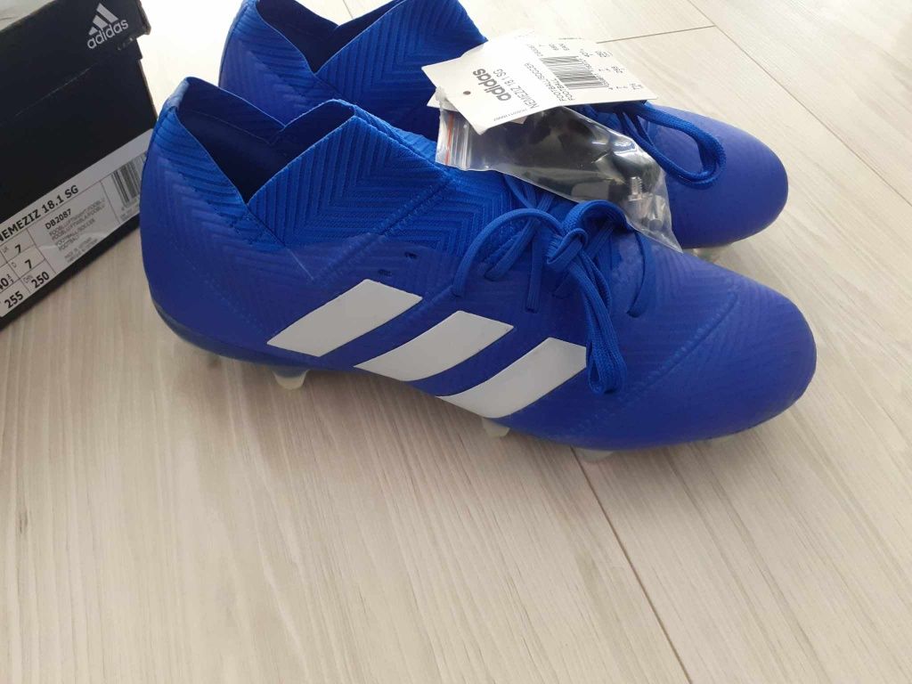 Profesjonalne buty piłkarskie, korki Adidas Nemeziz 18.1 SG r. 40 2/3