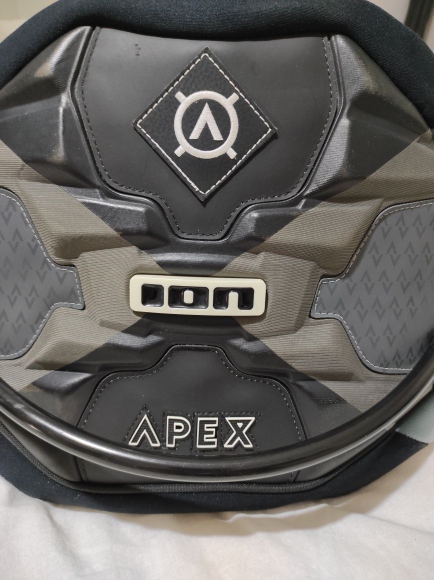 Arnês ion apex 2020