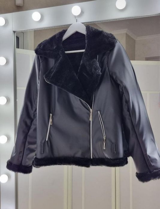 Дубленка жіноча на еко-хутрі