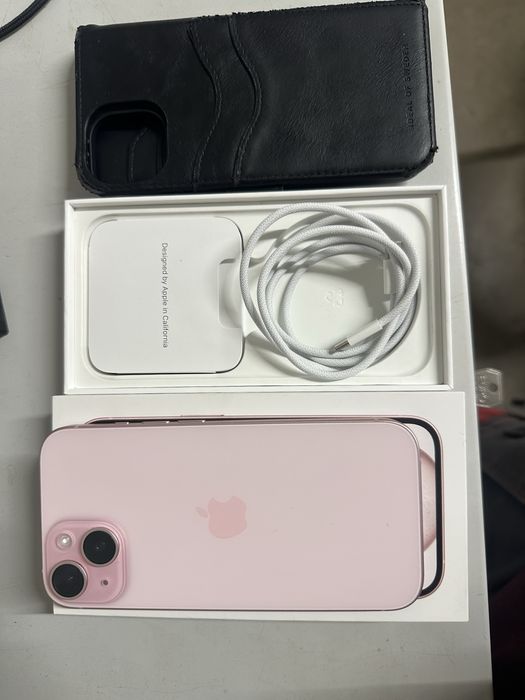 Iphone 15 / 128gb / 90% baterii