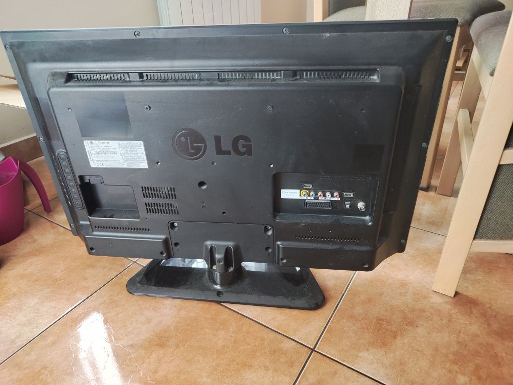 Telewizor 32 cale LG x2