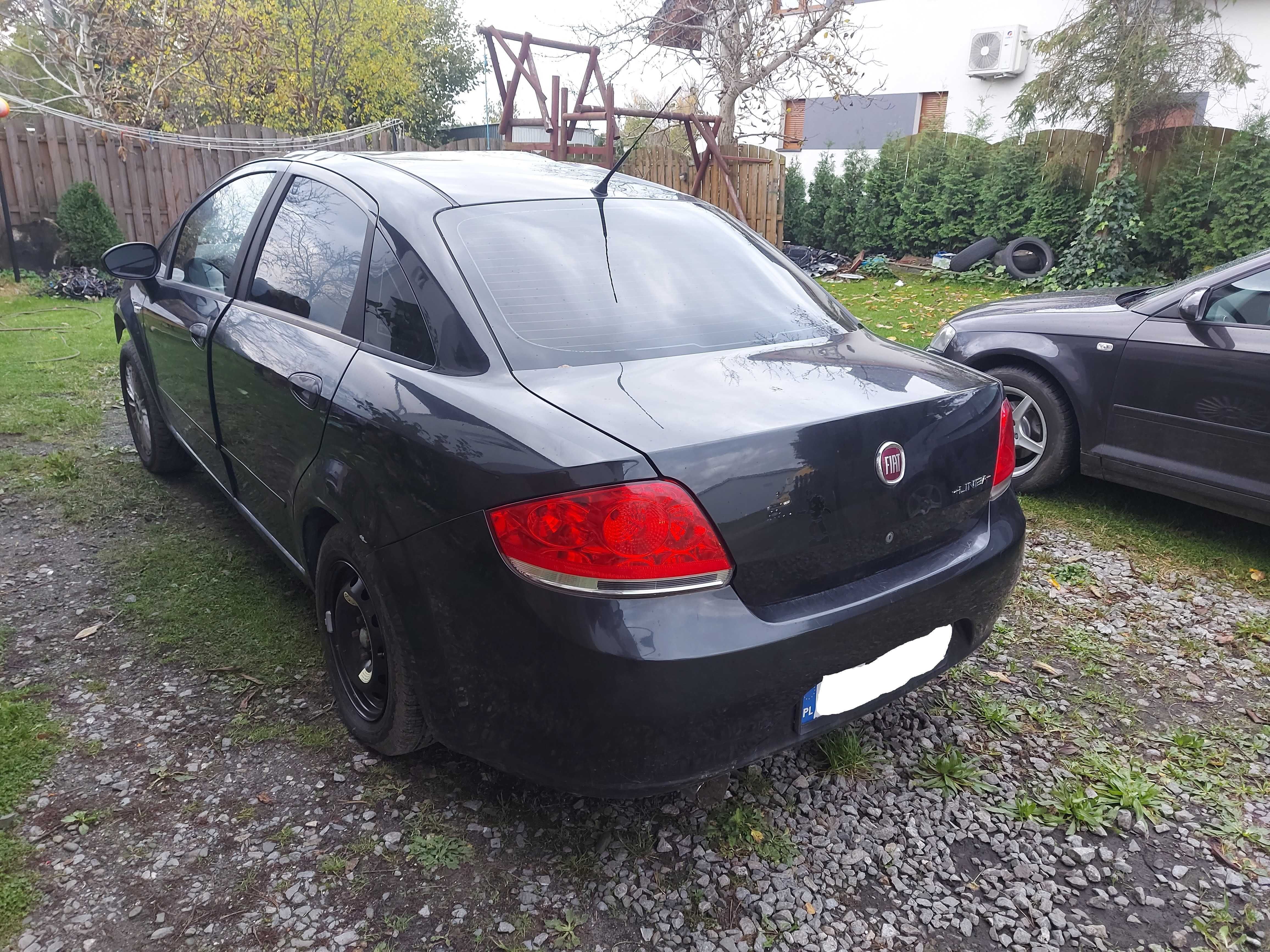Fiat Linea Kompletna tylna tył klapa 632