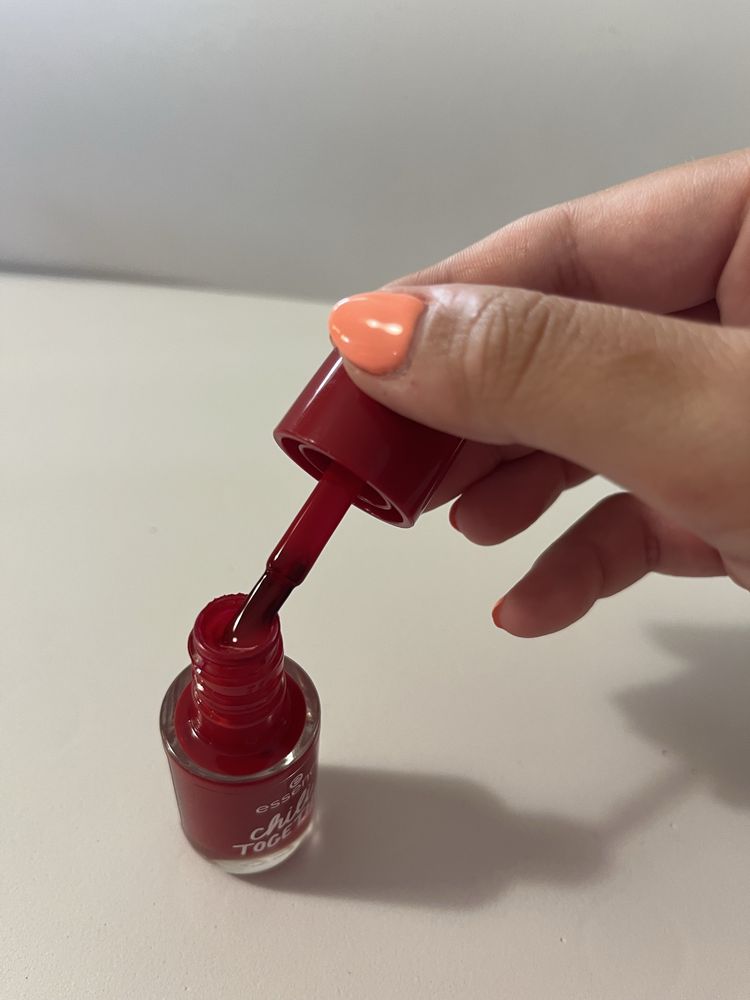 2 Vernizes essence e 1 da catrice