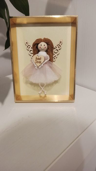 Aniołek DIY w złotej ramce