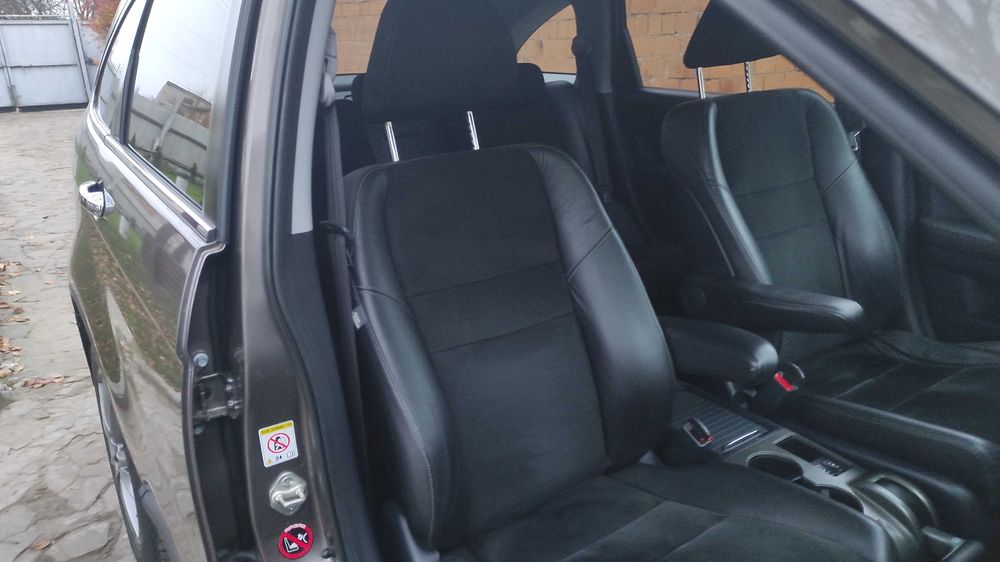 Honda CR-V 2012 2.2 AT