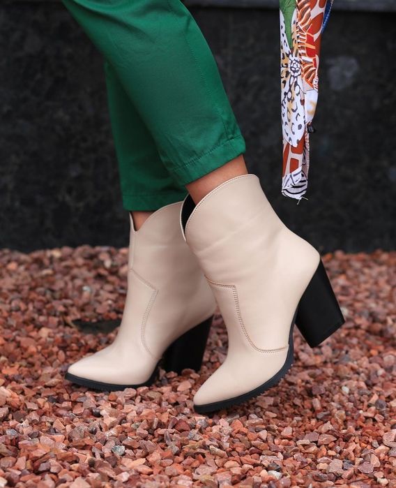 Шкіряні казаки демі