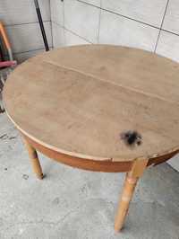 Stół drewniany z 1958 roku z możliwością rozłożenia i