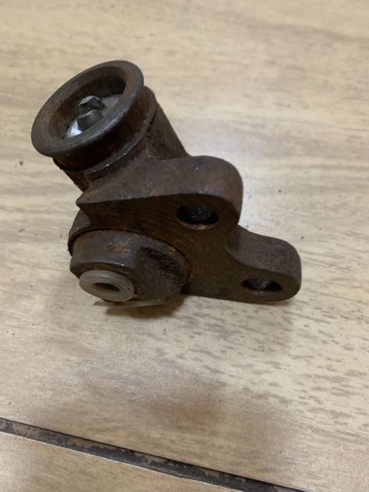 Продам новий передній лівий тормозний циліндр Москвіч, іж, азлк