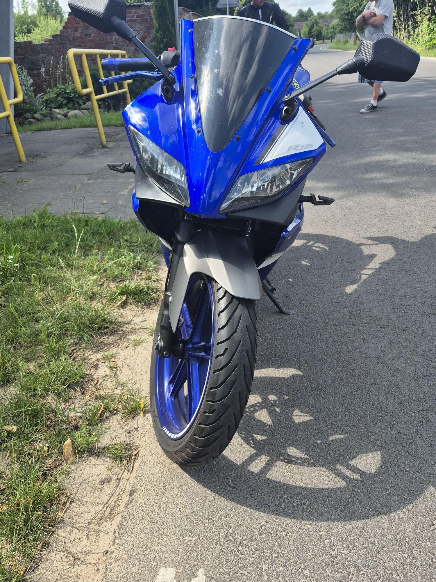 Yamaha yzf r 125