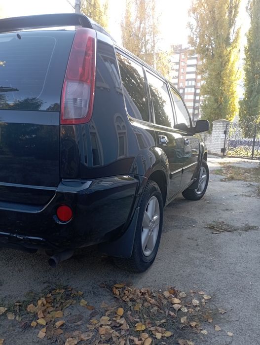 Nissan x TRAIL 2006 року