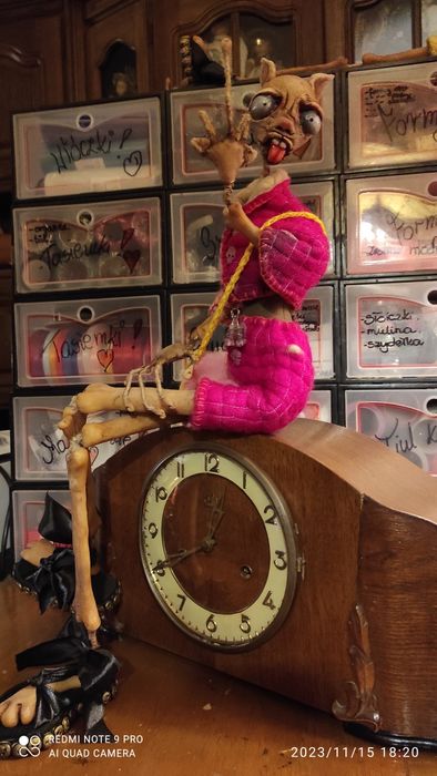 Laleczka nr 1. Zwierzątko