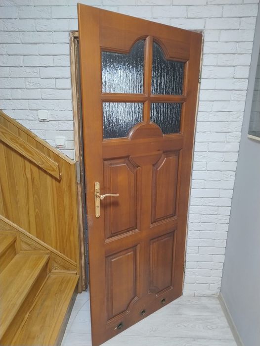 Drzwi drewniane wewnętrzne prawe 80 bez ościeżnicy