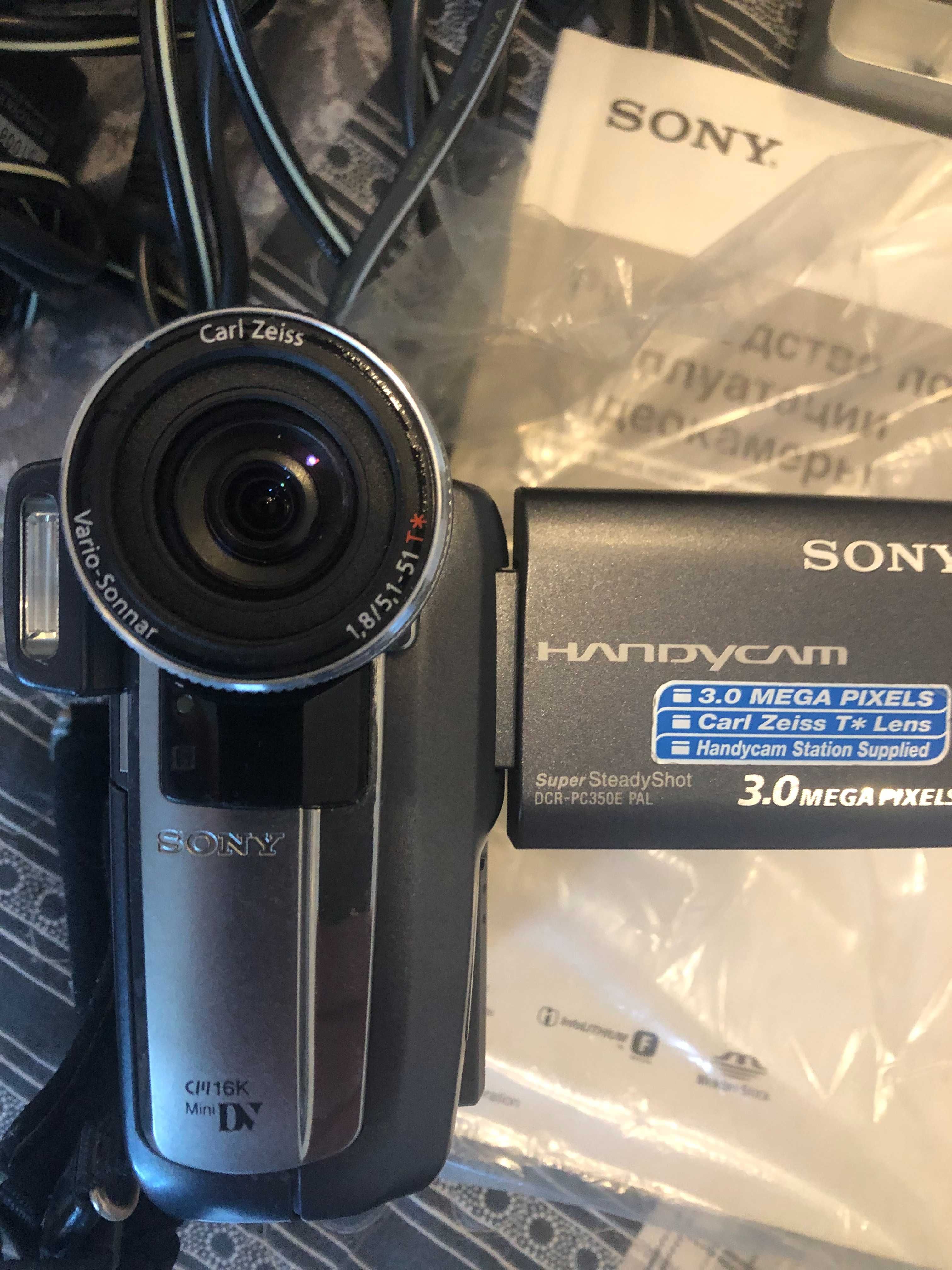 Видеокамера Sony dcr-pc350e