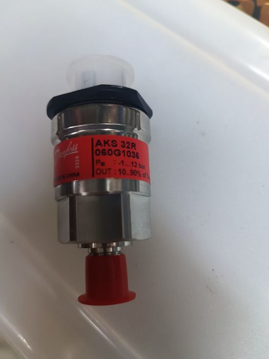 Transmitor pressão