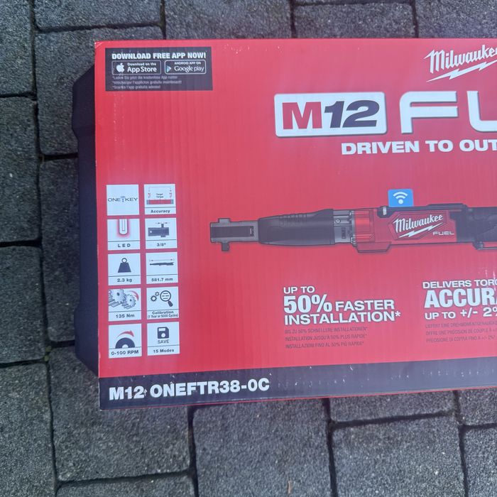 Klucz dynamometryczny Milwaukee M12 ONEFTR38