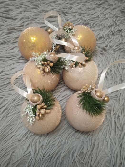 Новорічні шари ручної роботи