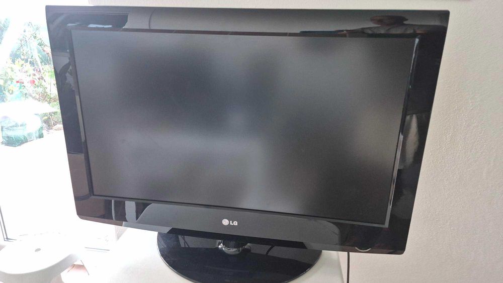 TV LG Ecrã  32 Polegadas