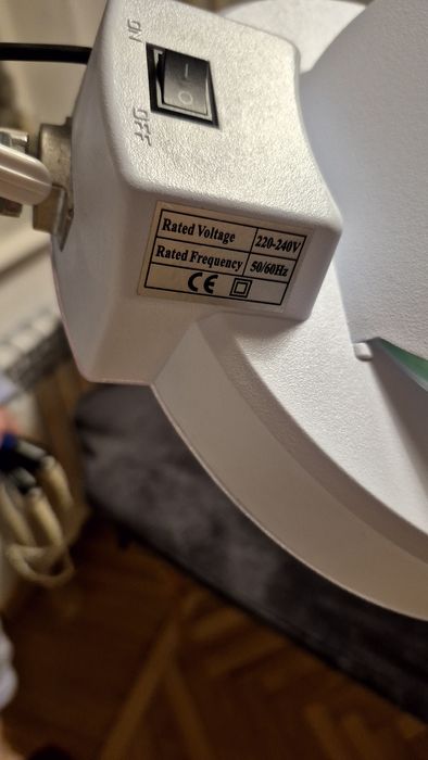 Лампа с лупой диодная для косметологов, маникюра, пирсинга