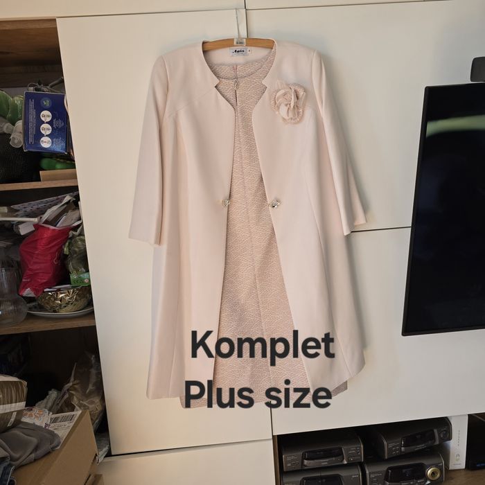 Sukienka płaszcz 46 48 krótki rękaw wieczorowa koktajlowa
