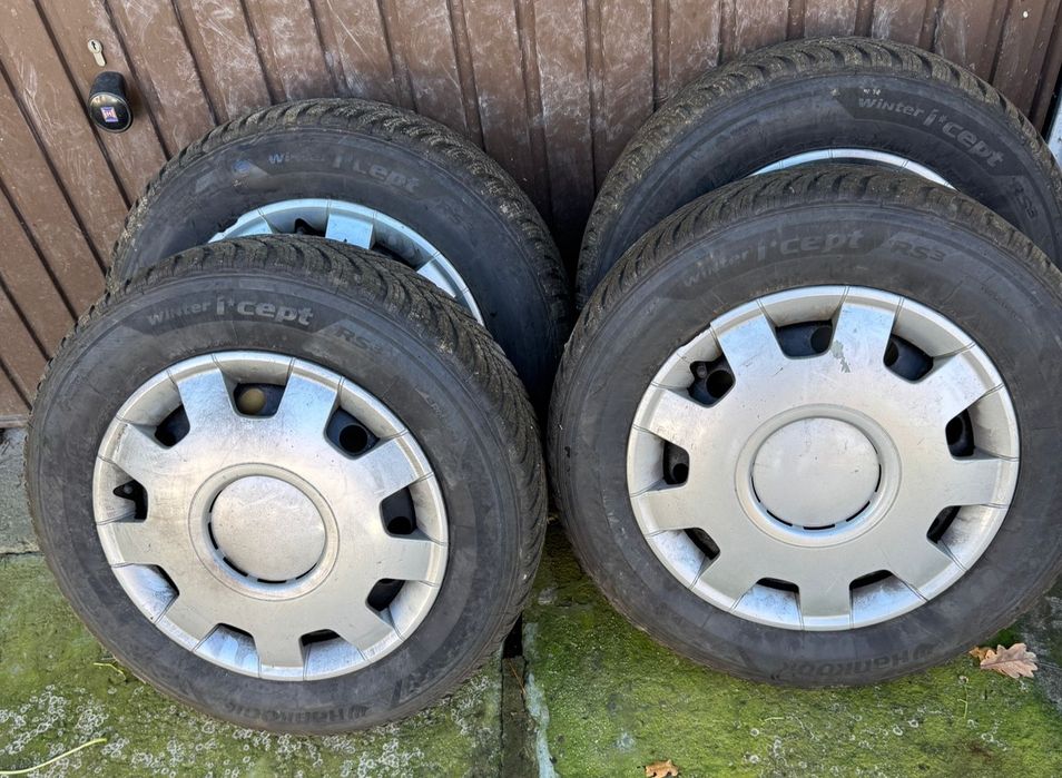 Opony zimowe z felgami 5x114.3