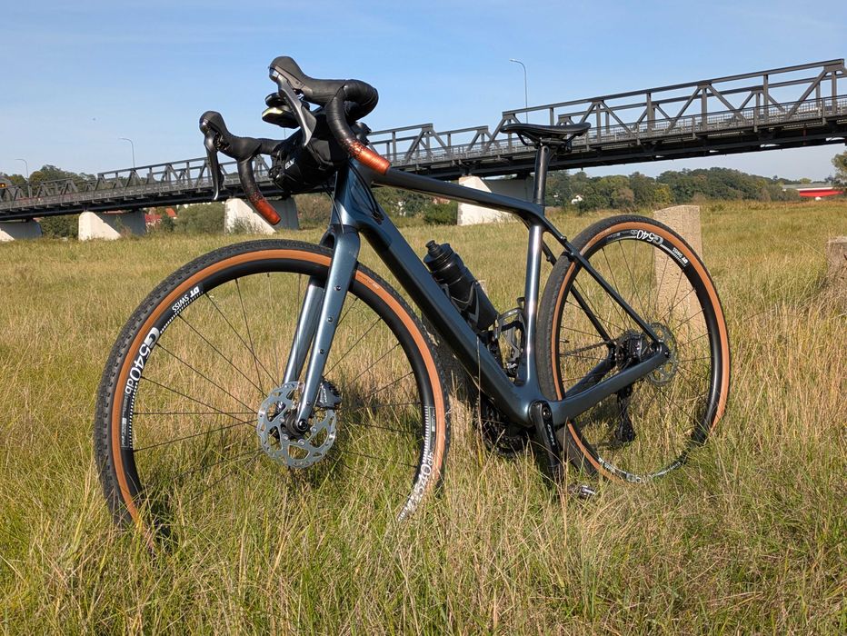 Rower przełajowy Gravel D2 - karbon M 19" Shimano GRX-810 2x11 koła 28