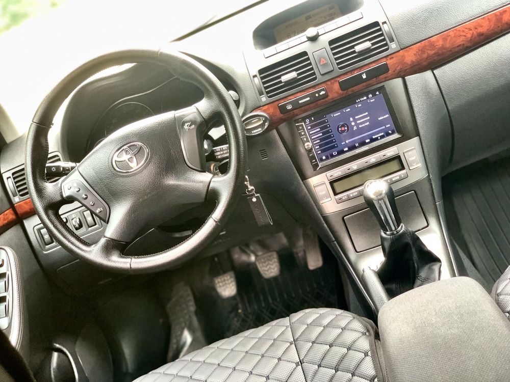 Продам Toyota Avensis 2.0 дизель D4D