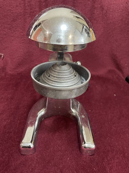 Соковижималка ручна для цитрусів