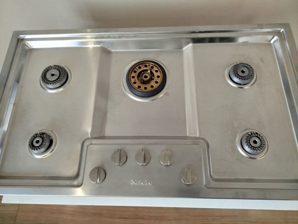 Газова варильна поверхня Miele