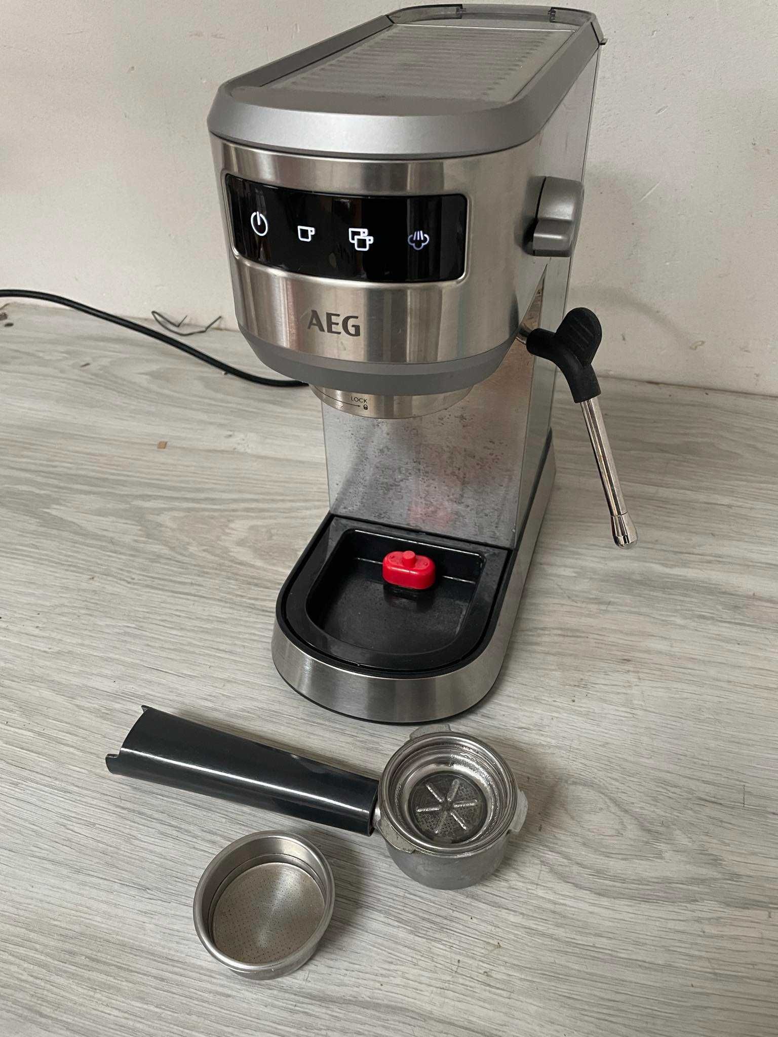 Ekspres AEG EC6-1-6BST