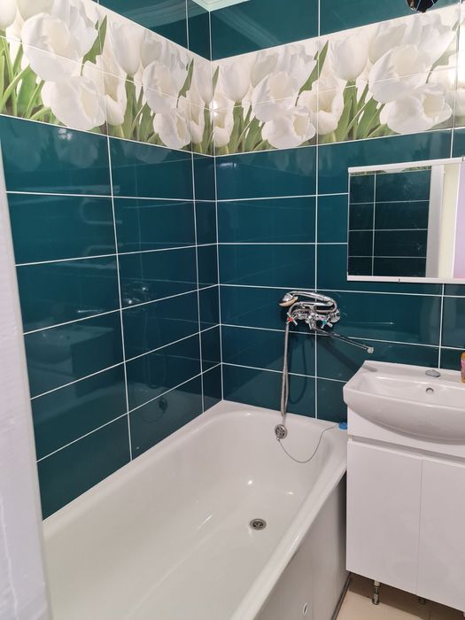 В центре свободна квартира.Квартира 1 комнатная посуточно.