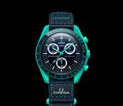 Omega x Swatch SO33L103 - Magia Polar Lights w Zegarku