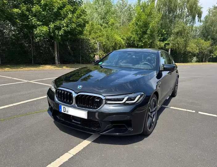Бампер передній BMW M5 F90 запчастини БМВ М5 шрот розбірка
