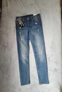 Nowe jeansy skinny Diverse, 34