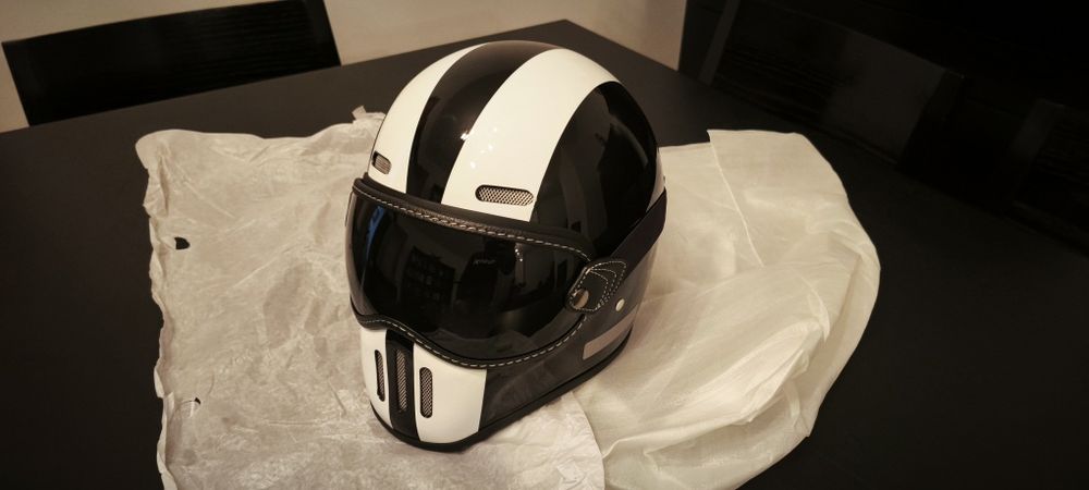 Capacete Retro novo