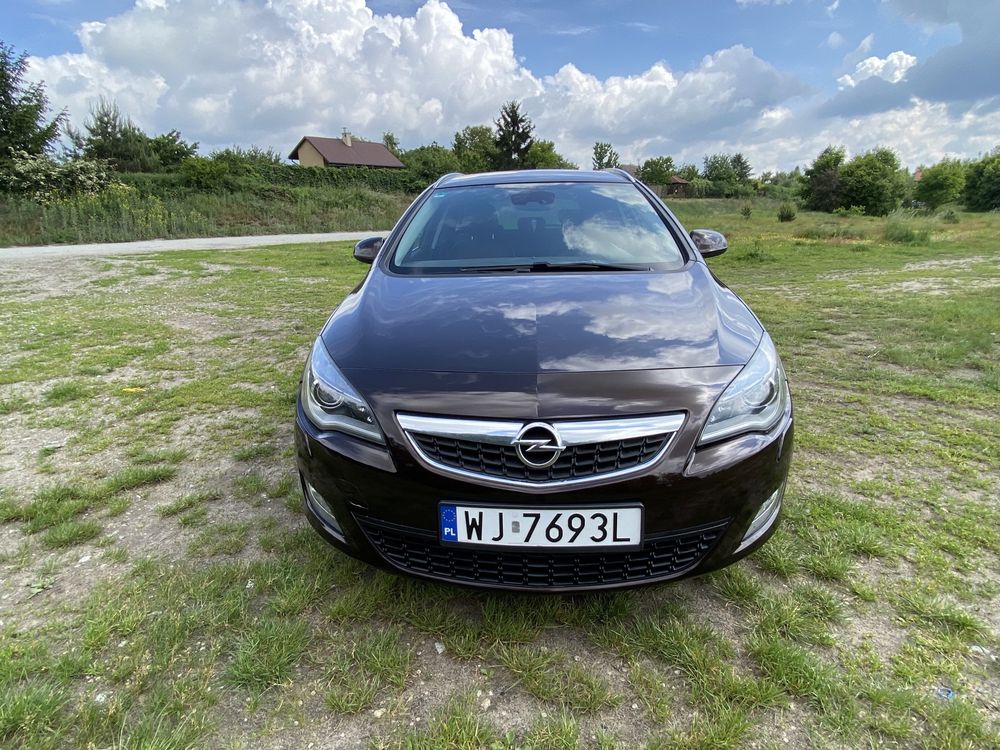 Opla Astrę J silnik: 2.0 CDTI