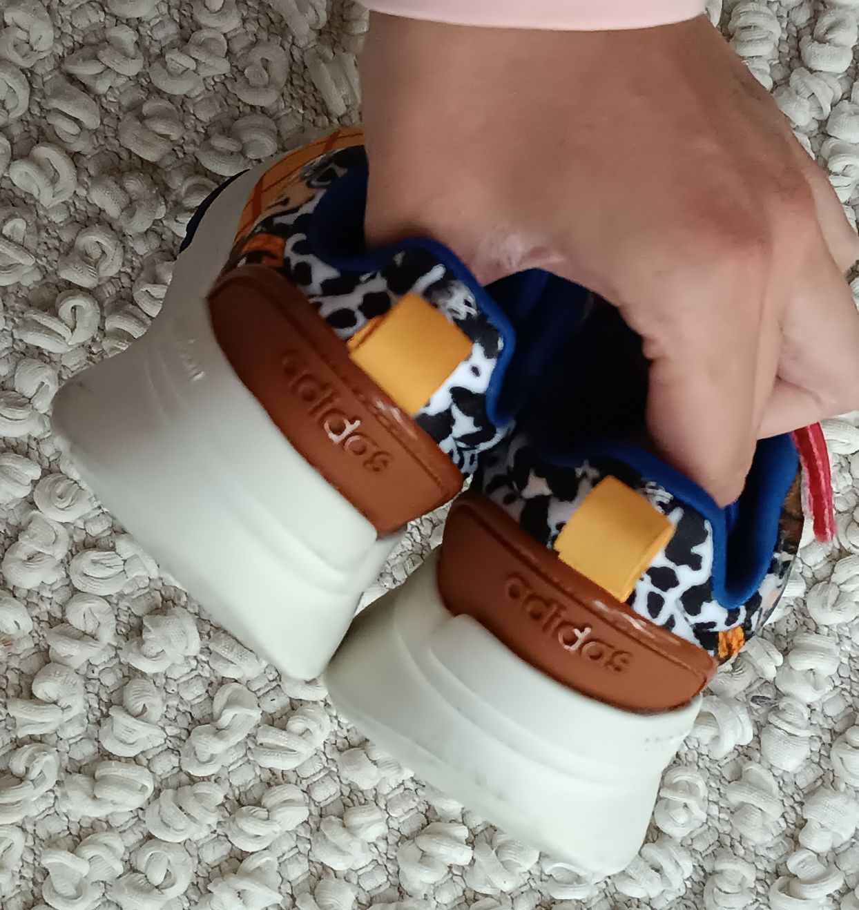 Дитячі кросівки Adidas Disney р.28
