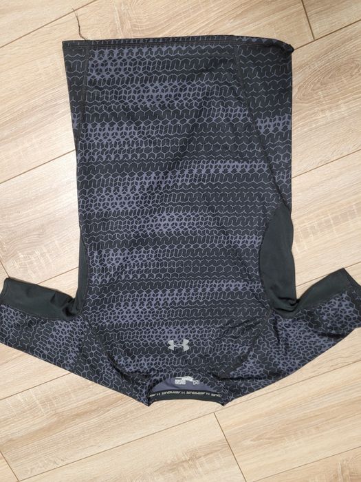 Футболка від UNDER ARMOUR