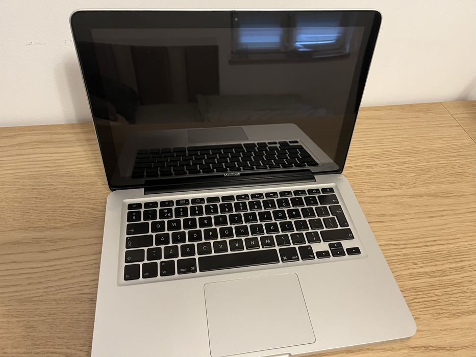 MacBook  A 1278 mac