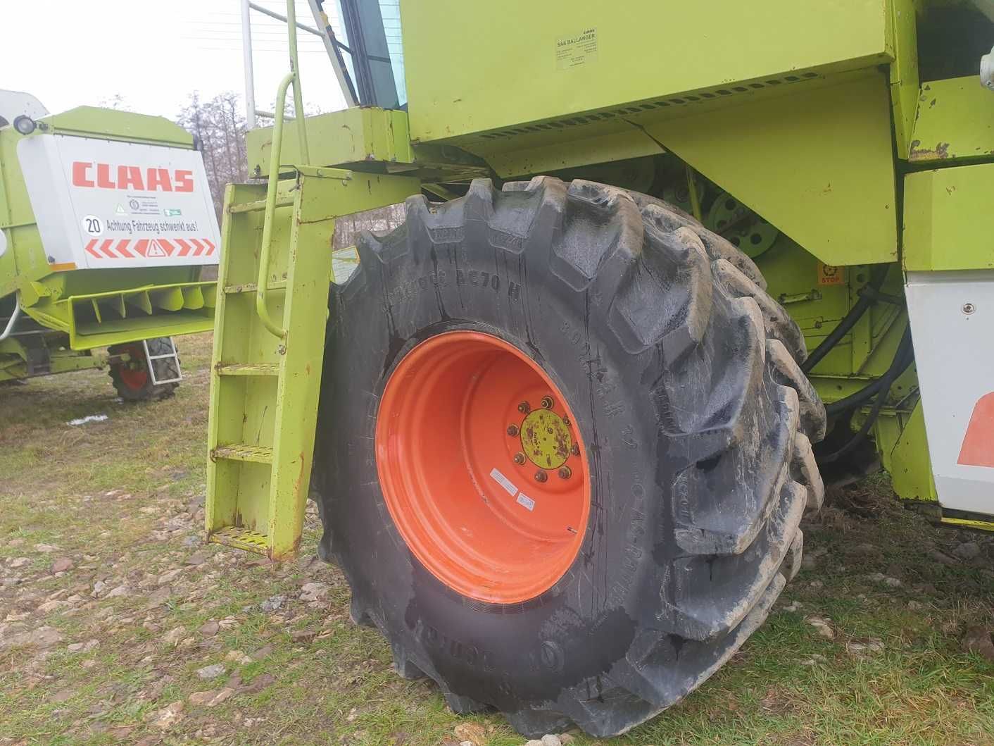 Koła 800/65-R32 pasują do Claas Dominator, Mega, Medion, Lexion