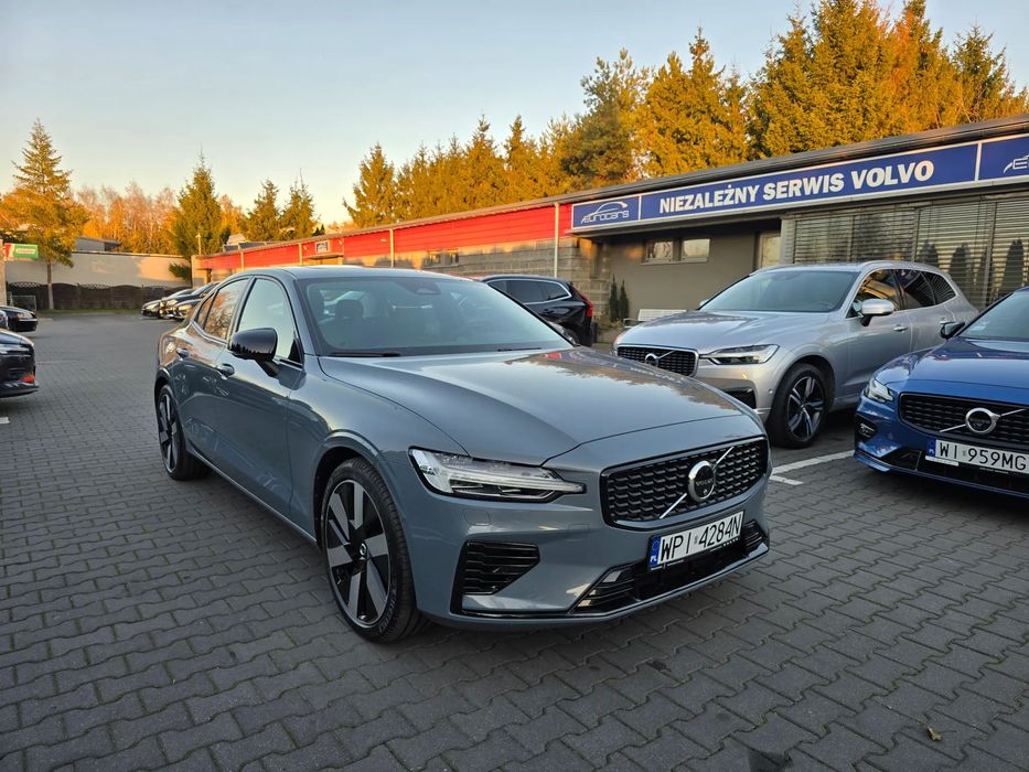 Volvo S60 T8 Ultimate Dark,Bowers & Wilkins,Wentylowe fotele,Fotele z masażem