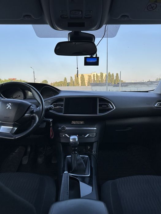Продам Peugeot 308 T9