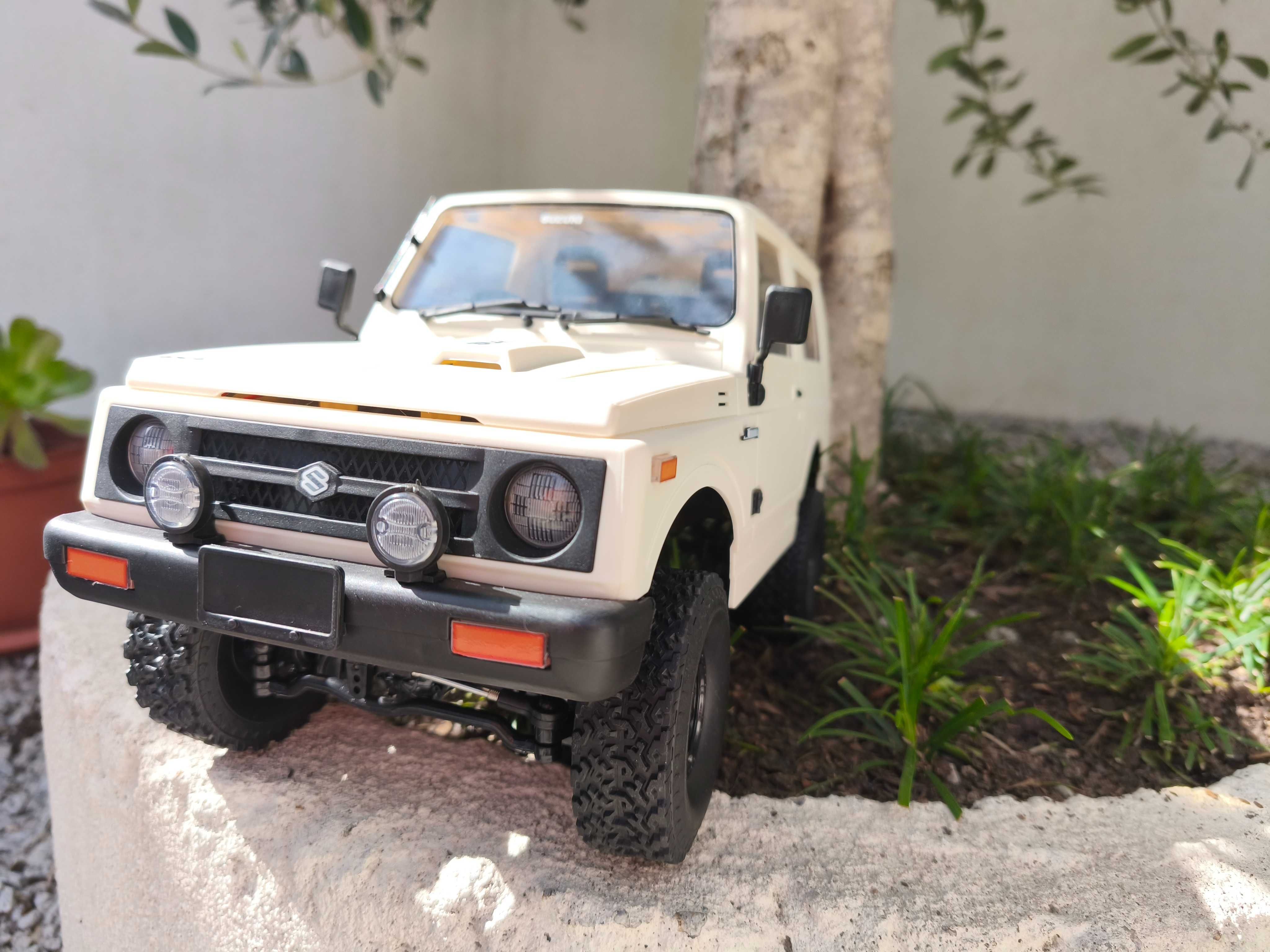 RC Crawler Suzuki Jimmy
