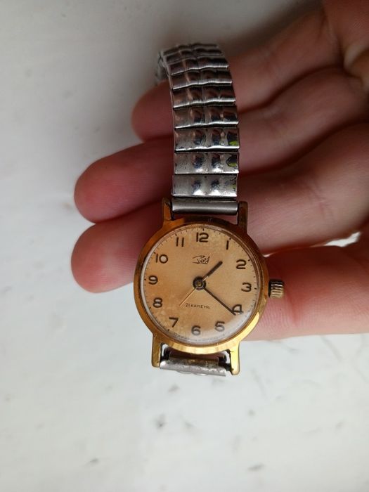 Механические наручные часы Заря 21 камня Часы женские Заря Au позолота