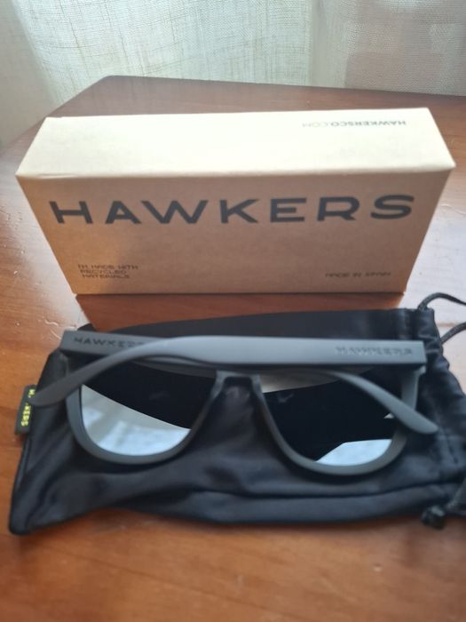 Óculos de Sol Hawkers